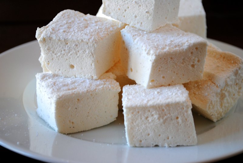 Lyles Golden Syrup Marshmallows
