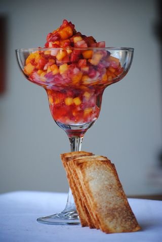 Strawberry Mango Salsa Cinn Crisps Strawberry Mango Salsa Cinn Crisps